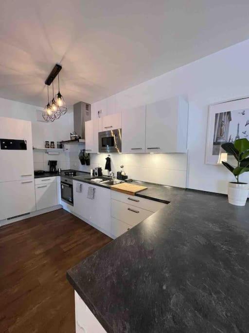Moderne Wohnung Mit 4 Betten Bochum Buitenkant foto